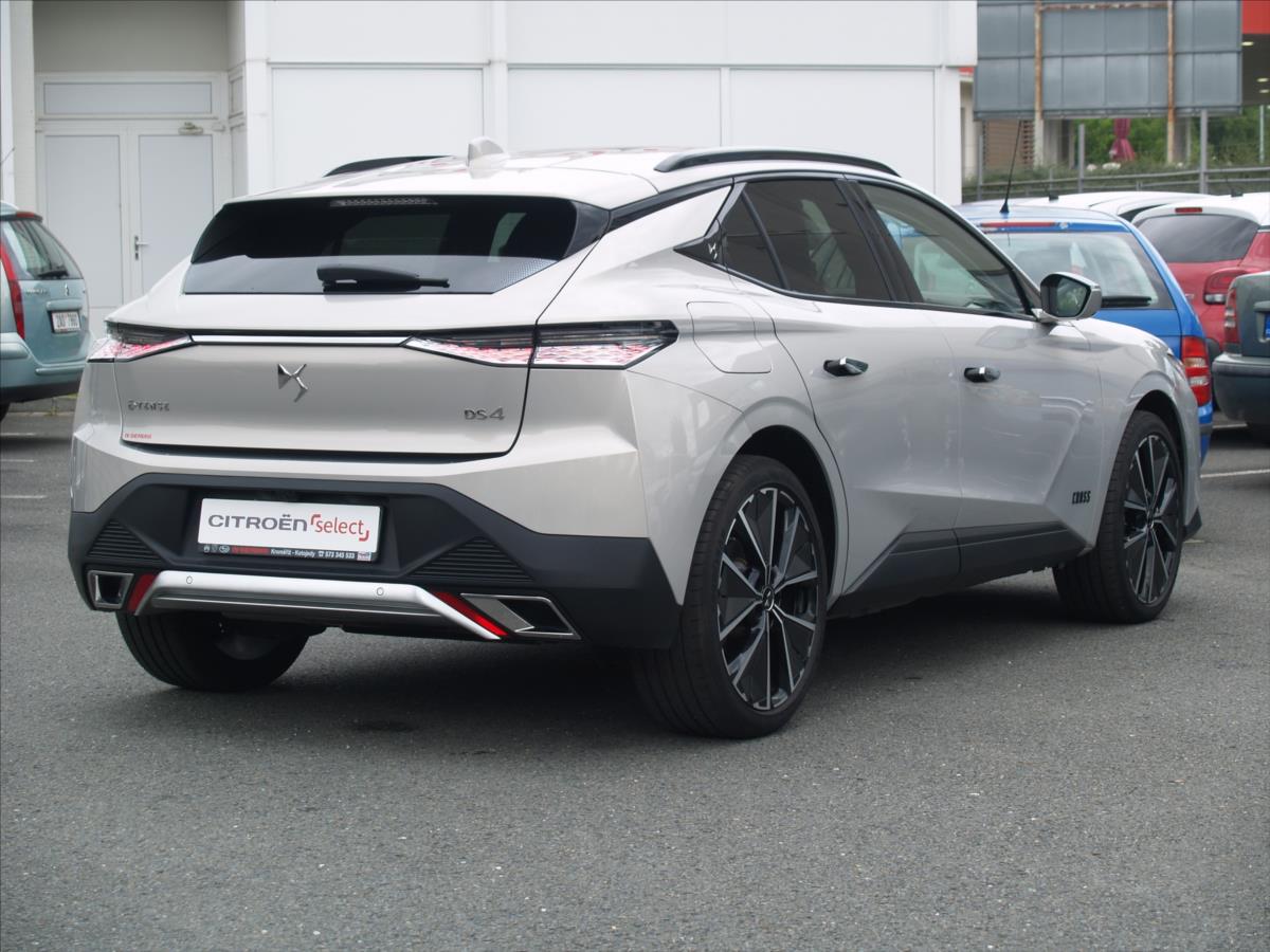 DS Automobiles DS4