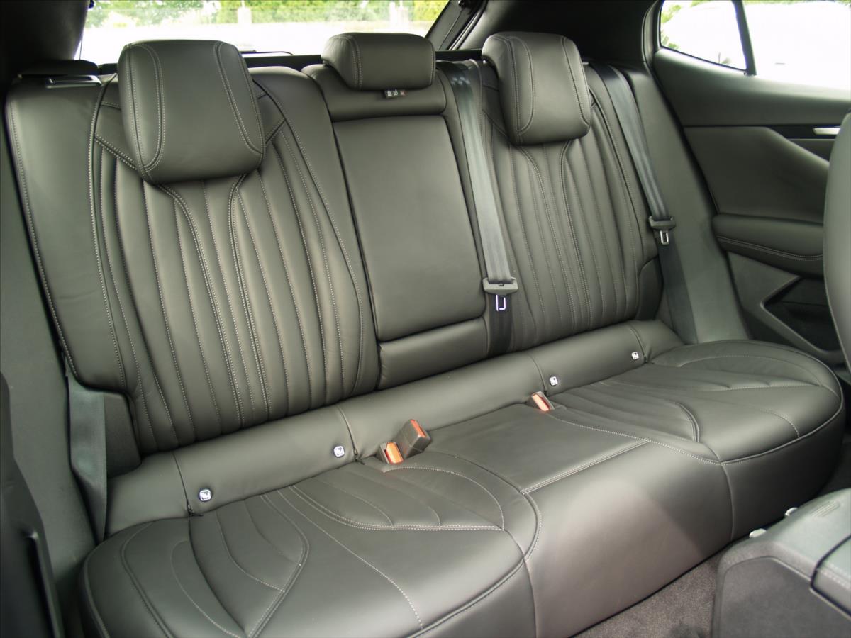 DS Automobiles DS4