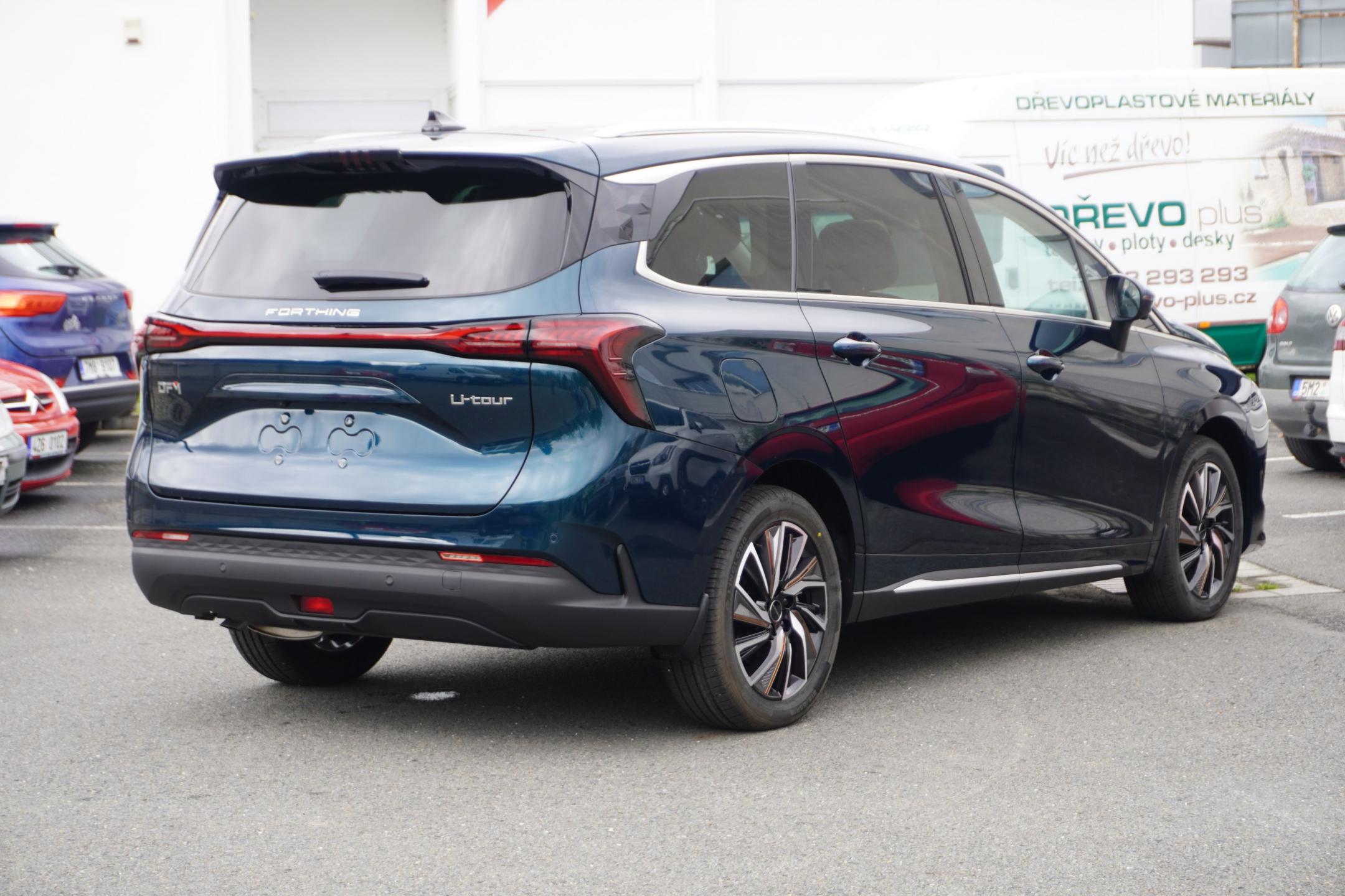 Dongfeng U-Tour