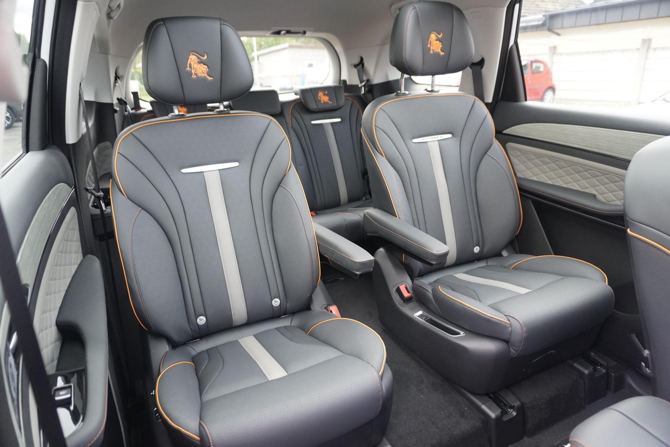 Dongfeng U-Tour