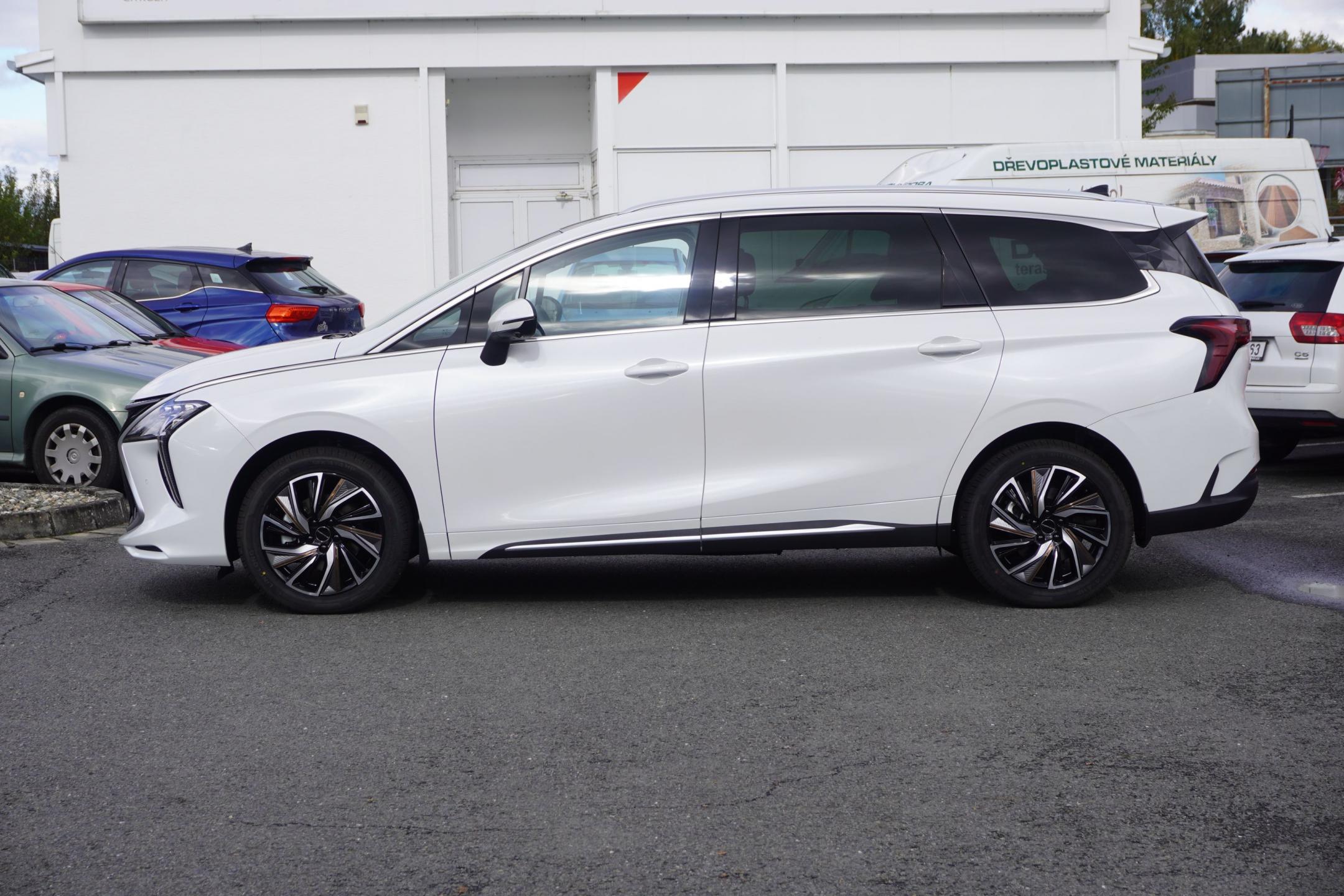 Dongfeng U-Tour