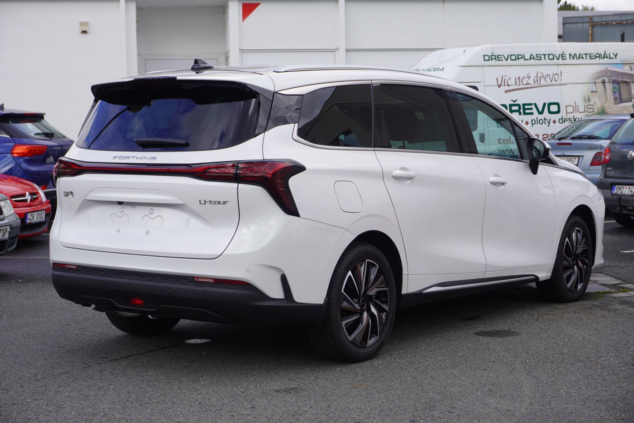 Dongfeng U-Tour