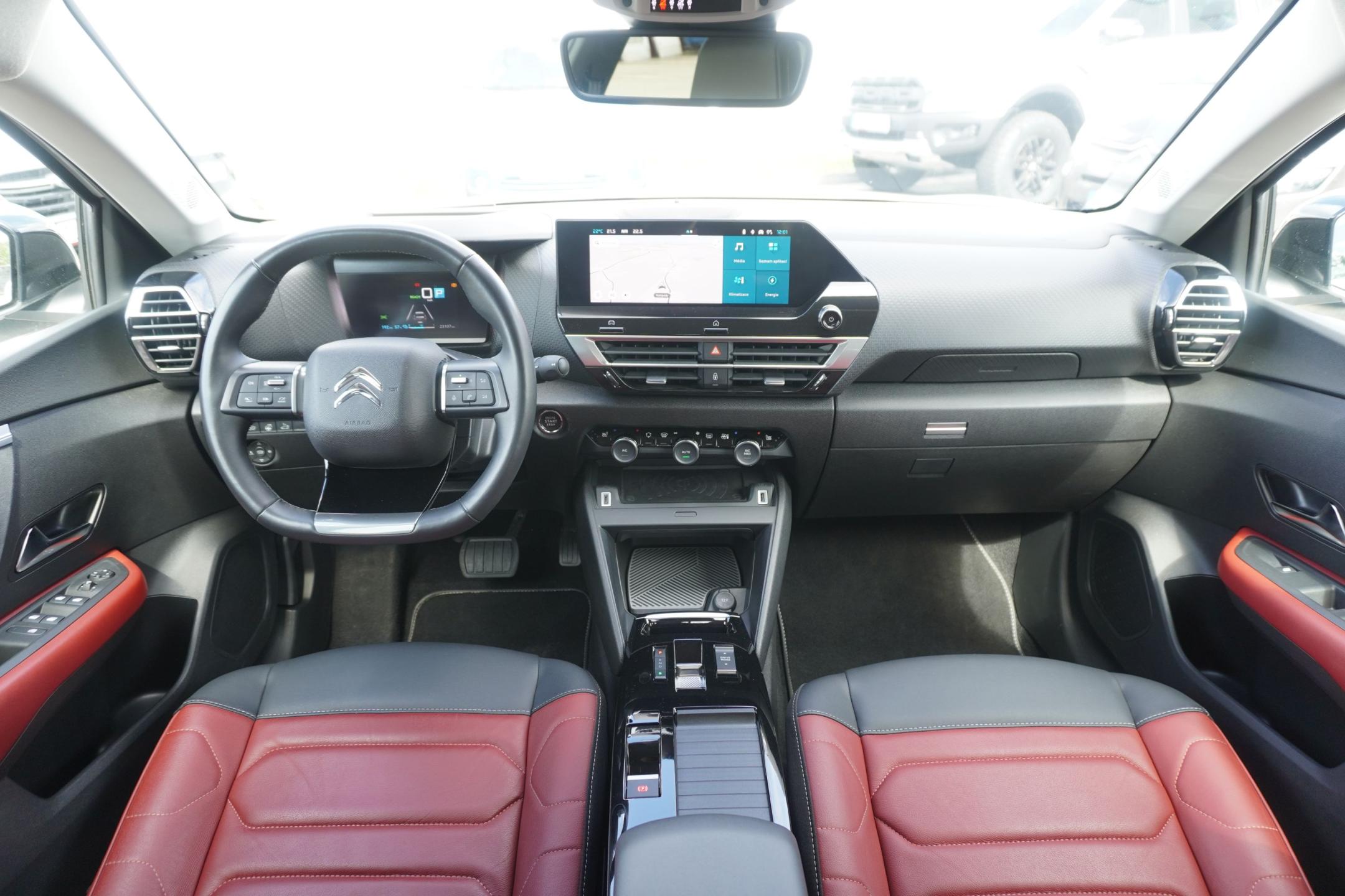 Citroën ë-C4 X